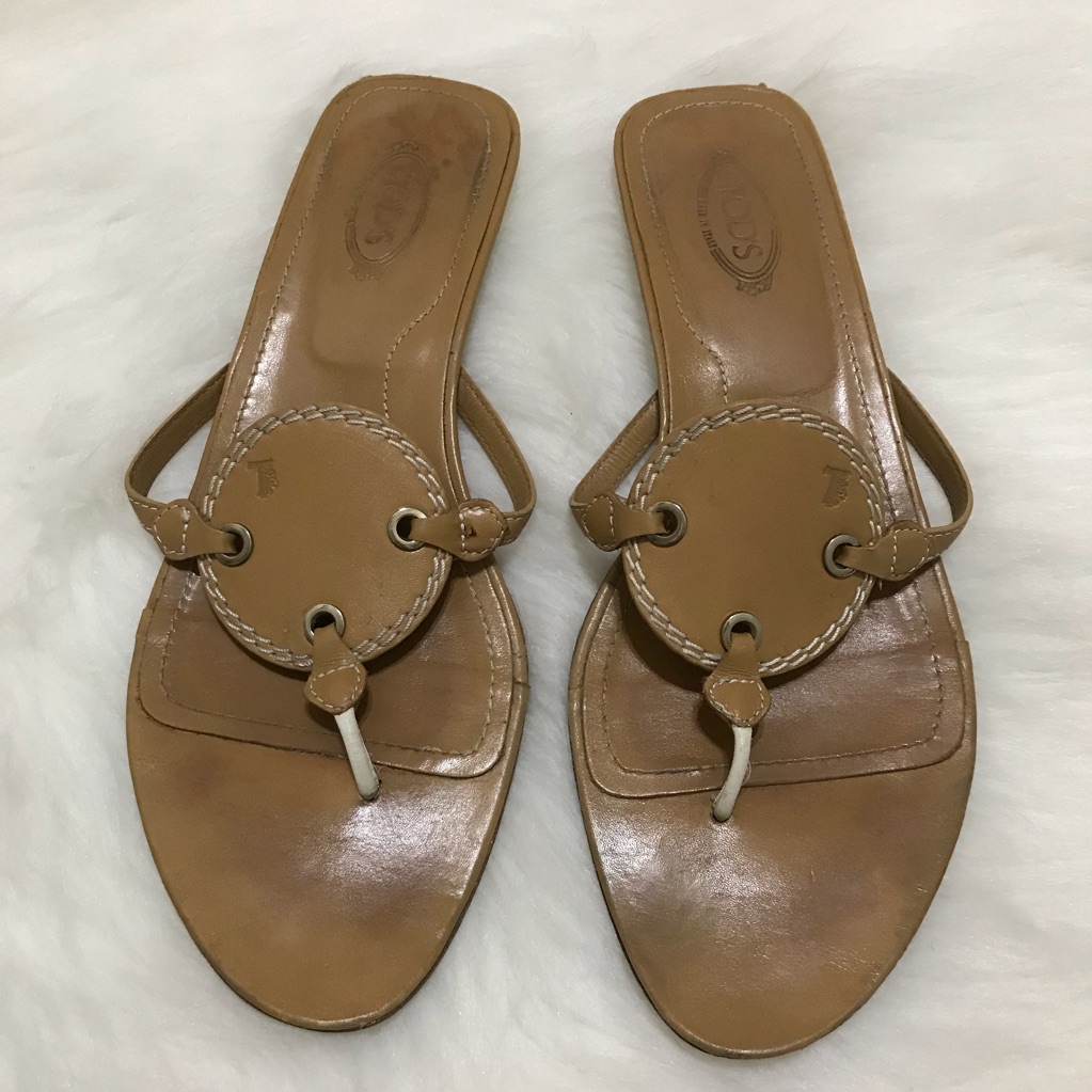 Tod’s Light Brown Mules Slides Women’s Size 8.5
